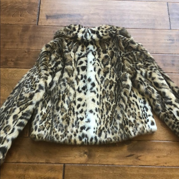 Faux fur leopard coat - Picture 2 of 3